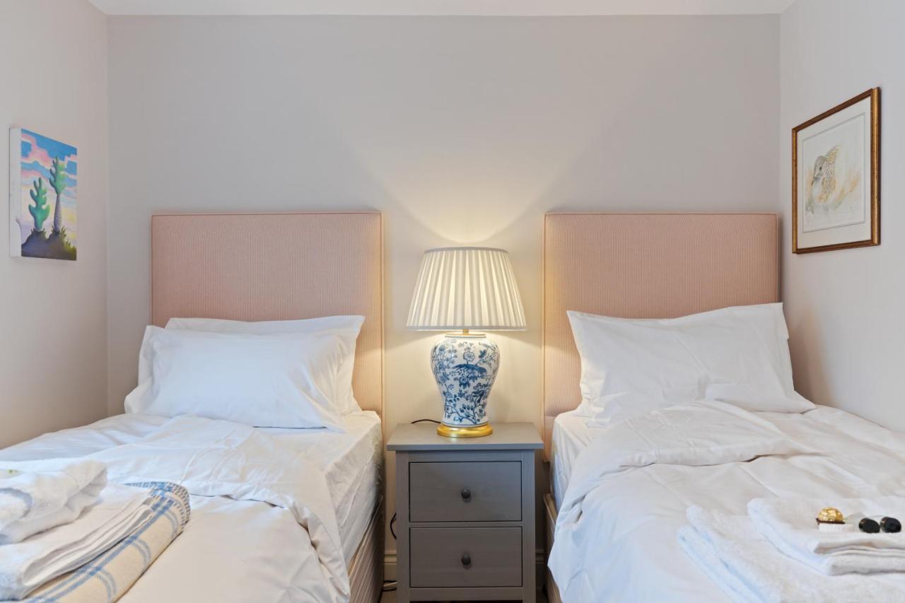 런던 Bright & Cosy Gem ~ Battersea Park View ~ King Bed 아파트 외부 사진