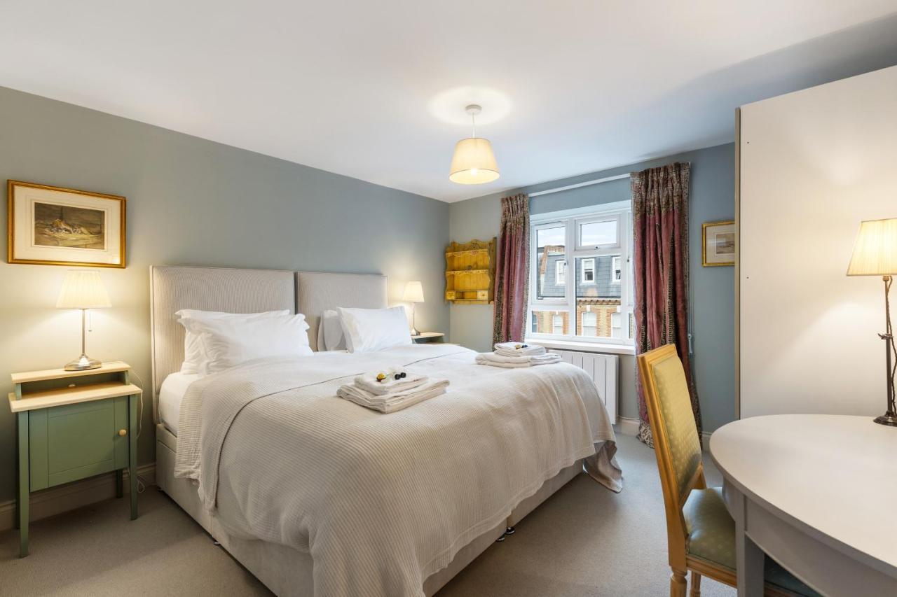 런던 Bright & Cosy Gem ~ Battersea Park View ~ King Bed 아파트 외부 사진