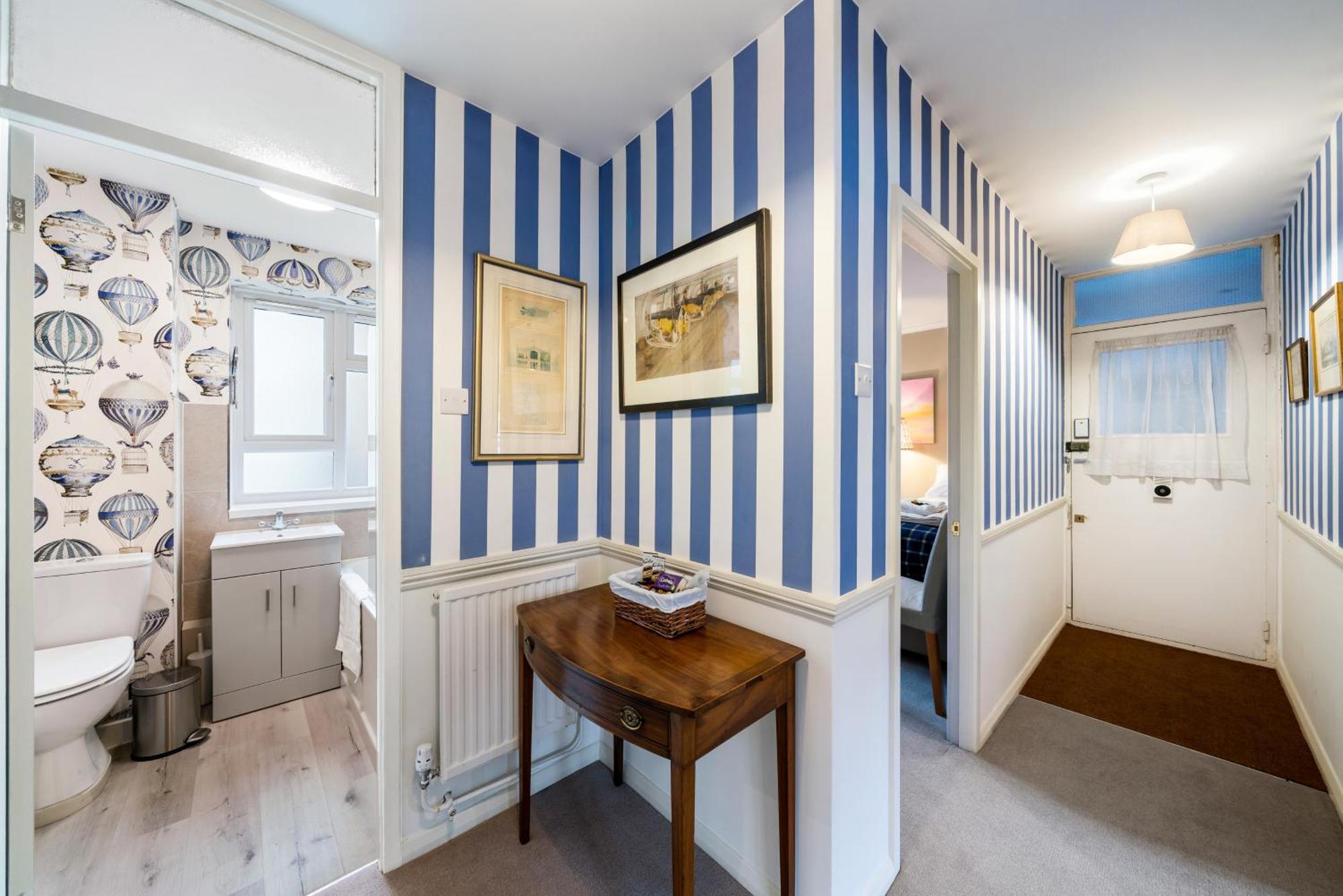 런던 Bright & Cosy Gem ~ Battersea Park View ~ King Bed 아파트 외부 사진