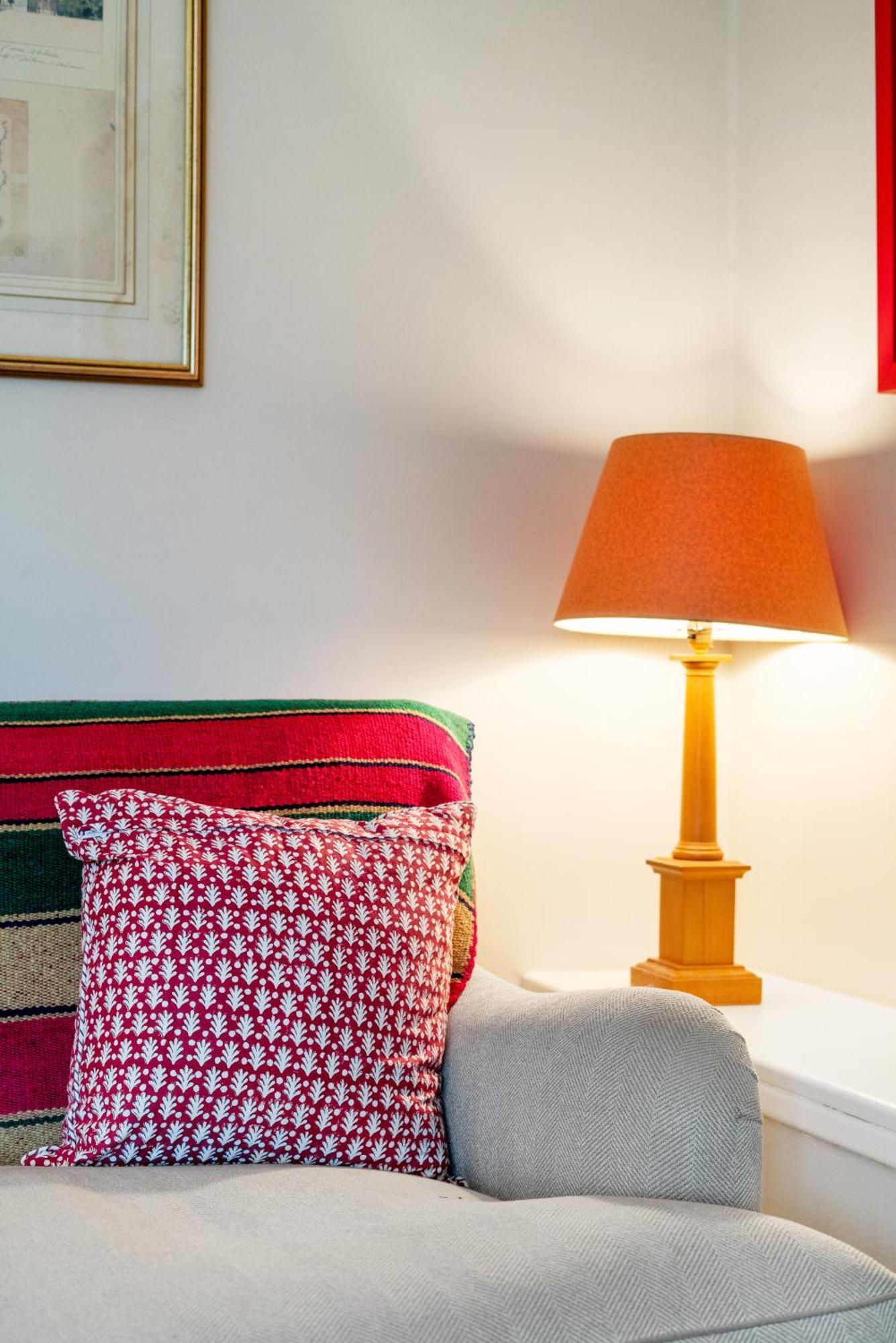 런던 Bright & Cosy Gem ~ Battersea Park View ~ King Bed 아파트 외부 사진